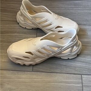 Adidas Men's Adiform Supernova White Athletic Shoes